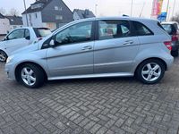 Gebraucht Mercedes B160 95 PS (69 kW) 2011 Silber Van / Kleinbus