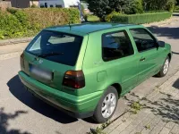 Gebraucht VW Golf III 75 PS (55 kW) 1997 Grün Kleinwagen