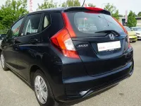 Gebraucht Honda Jazz Trend 102 PS (75 kW) 2019 Midnight blue beam metallic Kleinwagen