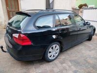 Gebraucht BMW 318 129 PS (94 kW) 2006 Schwarz Kombi