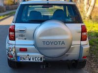 Gebraucht Toyota RAV4 150 PS (110 kW) 2004 Silber SUV