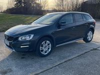 Gebraucht Volvo V60 CC 190 PS (139 kW) 2017 Grau Kombi