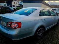 gebraucht VW Jetta 1.6 Comfortline Tempomat Navi Sitzheizung