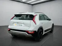 Używany Kia Niro 171 KM (125 kW) 2025 Biały SUV