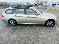 Second-hand BMW 318 Lifestyle 143 CP (105 kW) 2012 Maro Break