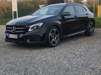 gebraucht Mercedes GLA180 d *AMG-Line*7G-DCT*Night*Parktr