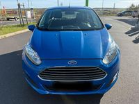 Gebraucht Ford Fiesta 95 PS (69 kW) 2013 Blau Kleinwagen