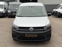 Używany VW Caddy 102 KM (75 kW) 2020 Srebrny Minivan