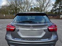 Gebraucht Mercedes GLA200 AMG line 156 PS (114 kW) 2019 Grau SUV