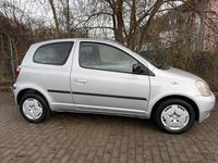 Gebraucht Toyota Yaris 68 PS (50 kW) 2000 Silber Kleinwagen