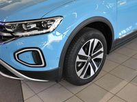 Neu VW T-Roc Cabriolet 116 PS (85 kW) 2025 Blau Cabrio
