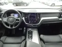 Gebraucht Volvo XC60 R-Design 341 PS (250 kW) 2021 Crystal white / metallic SUV