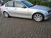 Gebraucht BMW 320 170 PS (125 kW) 2002 Silber Limousine