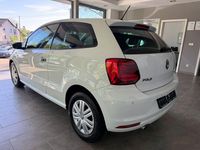 Gebraucht VW Polo Trendline 90 PS (66 kW) 2015 Weiß Kleinwagen