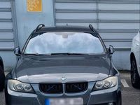 Gebraucht BMW 330 272 PS (200 kW) 2007 Grau Kombi