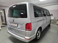 Gebraucht VW Caravelle 47 kW (65 PS) 2020 Grau Van / Kleinbus