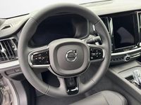 Gebraucht Volvo V60 Plus 197 PS (144 kW) 2026 Silverdawn Kombi