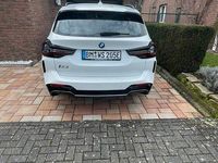 Gebraucht BMW iX3 Impressive 210 kW (286 PS) 2025 Weiß SUV