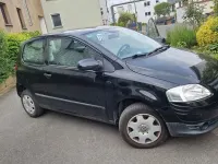 Gebraucht VW Fox 54 PS (39 kW) 2006 Schwarz Kleinwagen