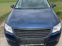 Gebraucht VW Passat 140 PS (102 kW) 2008 Blau Kombi