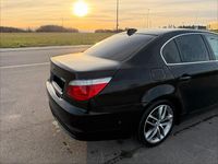 Gebraucht BMW 523 190 PS (139 kW) 2009 Schwarz Limousine