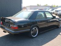 Gebraucht Mercedes E300 AMG 220 PS (161 kW) 1990 Schwarz Limousine