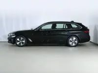 Gebraucht BMW 520 Performance 190 PS (139 kW) 2022 Black sapphire metallic (schwarz) Kombi