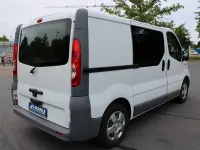 Gebraucht Opel Vivaro 114 PS (83 kW) 2011 Casablanca/arctic/eis weiss Van / Kleinbus