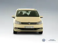 Neu VW Touran Trendline 150 PS (110 kW) 2025 Beige Van / Kleinbus