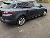 Gebraucht Renault Mégane GrandTour 116 PS (85 kW) 2022 Blau Kombi