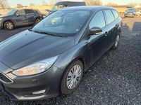 Gebraucht Ford Focus Business Edition 120 PS (88 kW) 2017 Grau Limousine