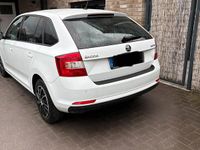 Gebraucht Skoda Rapid 90 PS (66 kW) 2017 Weiß Kleinwagen