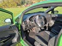 Gebraucht Opel Corsa 65 PS (47 kW) 2012 Grün Kleinwagen