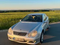 Gebraucht Mercedes C220 150 PS (110 kW) 2007 Silber Coupé