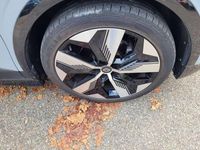 Gebraucht Renault Megane E-Tech Techno 160 kW (218 PS) 2023 Rafalgrau metallic/dach black Limousine