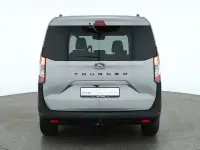 Gebraucht Ford Tourneo Courier Titanium 125 PS (91 kW) 2025 Andere Van / Kleinbus