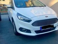 Gebraucht Ford S-MAX Vignale 190 PS (139 kW) 2018 Weiß Van / Kleinbus