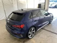 Gebraucht Audi A3 Ambiente 150 PS (110 kW) 2023 Navarrablau metallic Limousine