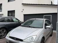 Usado Ford Focus 75 HP (55 kW) 2000 Citadino