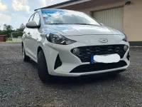 Gebraucht Hyundai i10 Trend 84 PS (61 kW) 2021 Weiß Kleinwagen