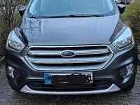 Usata Ford Kuga 120 CV (88 kW) 2017 Grigio SUV