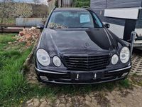 Second-hand Mercedes E500 306 CP (225 kW) 2004 Negru Break