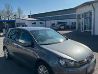Gebraucht VW Golf VI 105 PS (77 kW) 2011 Grau Kleinwagen