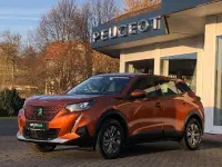 Gebraucht Peugeot e-2008 Active 100 kW (136 PS) 2021 Lackierung orange fusion/typ a SUV