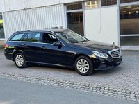 Gebraucht Mercedes E200 Elegance 136 PS (100 kW) 2015 Schwarz Limousine