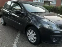 Gebraucht Renault Clio 75 PS (55 kW) 2006 Schwarz Kleinwagen
