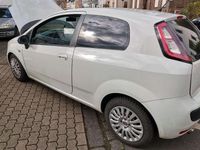 Gebraucht Fiat Punto Dynamic 77 PS (56 kW) 2010 Weiss Kleinwagen