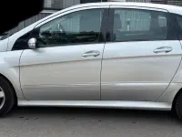 Używany Mercedes B170 116 KM (85 kW) 2007 Srebrny Minivan