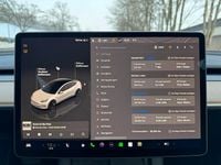 Gebraucht Tesla Model 3 Standard Range 208 kW (283 PS) 2022 Weiß Limousine