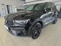 Używany Volvo XC40 Plus 163 KM (119 kW) 2025 Czarny SUV